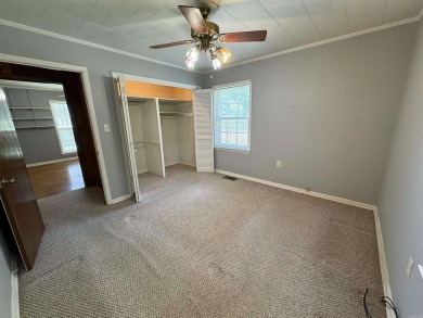 937 Homecrest Drive in Piggott, AR is a 3 BR, 2 BA, 1,742 SF on Sugar Creek Country Club in Arkansas - for sale on GolfHomes.com, golf home, golf lot