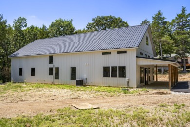 Modern Barndominium Bliss @ 3 WillowWelcome to a one-of-a-kind on Kimberling City Golf Club in Missouri - for sale on GolfHomes.com, golf home, golf lot
