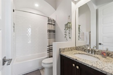 Under contract-accepting backup offers. Welcome to 25861 on Red Tail Golf Club in Florida - for sale on GolfHomes.com, golf home, golf lot