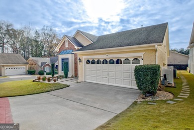 Beautiful 2 Bedroom, 2 Bath Ranch in Pristine Condition - Corner on Braelinn Golf Club in Georgia - for sale on GolfHomes.com, golf home, golf lot