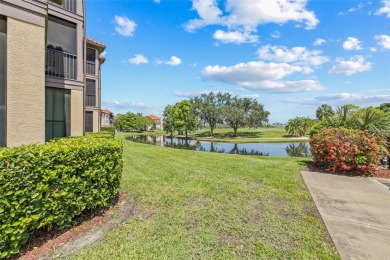 Under contract-accepting backup offers. One or more photo(s) has on Feather Sound Country Club in Florida - for sale on GolfHomes.com, golf home, golf lot