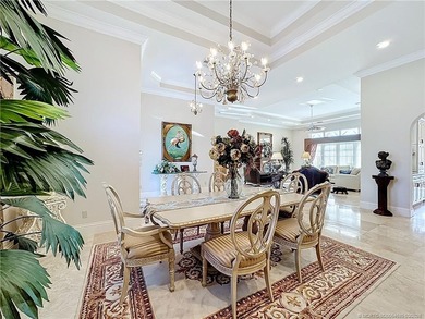 Hobe Sound Golf Club *Hidden Gem* on 8th Fairway. Rare 4BR/4BA on Hobe Sound Golf Club in Florida - for sale on GolfHomes.com, golf home, golf lot