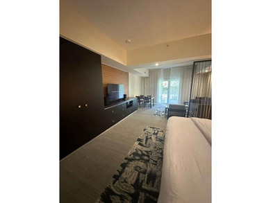 FIRST FLOOR PRIVATE ENTRANCE Fully Furnished Studio with Private on  in Florida - for sale on GolfHomes.com, golf home, golf lot