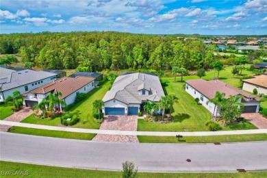 House for Sale. Well sought-after Gated Golf Community located on The Plantation Golf and Country Club in Florida - for sale on GolfHomes.com, golf home, golf lot