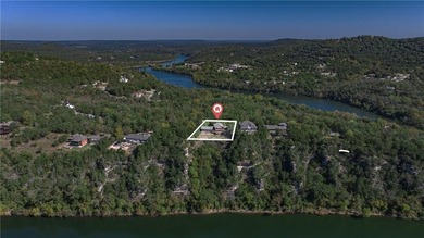 Beautiful home on Holiday Island with breathtaking views on Holiday Island Executive Golf Course in Arkansas - for sale on GolfHomes.com, golf home, golf lot