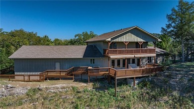 Beautiful home on Holiday Island with breathtaking views on Holiday Island Executive Golf Course in Arkansas - for sale on GolfHomes.com, golf home, golf lot