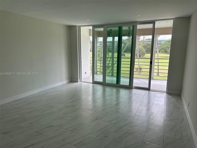 Come home to this immaculate, fully renovated 3-bedroom, 2-bath on Oaks Country Club in Florida - for sale on GolfHomes.com, golf home, golf lot