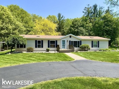 Fully Furnished very spacious 1749 sq. ft. recently updated on Hidden Harbour Golf Course in Michigan - for sale on GolfHomes.com, golf home, golf lot