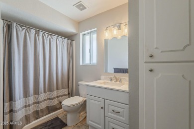 Immaculate Move-In Ready Condo/Twin Home! This beautifully on PalmBrook Country Club in Arizona - for sale on GolfHomes.com, golf home, golf lot