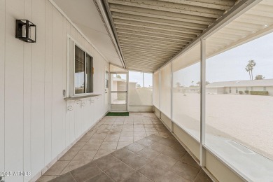 Immaculate Move-In Ready Condo/Twin Home! This beautifully on PalmBrook Country Club in Arizona - for sale on GolfHomes.com, golf home, golf lot