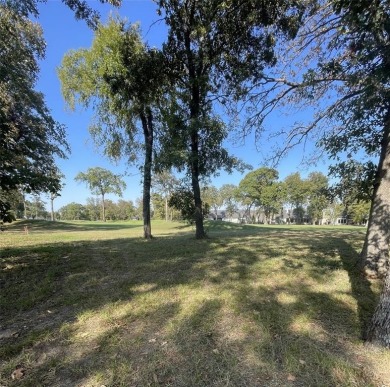 Discover the perfect canvas for your dream home on this stunning on Pinnacle Golf and Boat Club in Texas - for sale on GolfHomes.com, golf home, golf lot