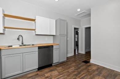 Welcome to this beautifully updated 2 bed (possible 3 bed, home on Twin Oaks Golf and Plantation Club in Kentucky - for sale on GolfHomes.com, golf home, golf lot