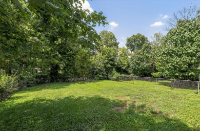 Welcome to this beautifully updated 2 bed (possible 3 bed, home on Twin Oaks Golf and Plantation Club in Kentucky - for sale on GolfHomes.com, golf home, golf lot