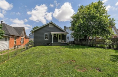 Welcome to this beautifully updated 2 bed (possible 3 bed, home on Twin Oaks Golf and Plantation Club in Kentucky - for sale on GolfHomes.com, golf home, golf lot