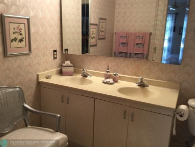 ***LOVELY 2ND FLOOR UNIT WITH SERENE VIEWS OF GOLF COURSE! on Wynmoor Golf Course in Florida - for sale on GolfHomes.com, golf home, golf lot