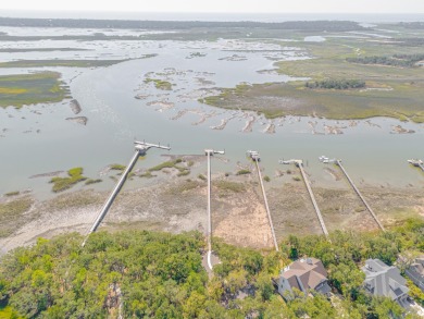 A chance to build near the beach yet without the flood on Kiawah Island Resort - Oak Point in South Carolina - for sale on GolfHomes.com, golf home, golf lot
