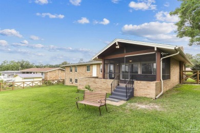 Come live the Florida lifestyle with this golf course home in on Scenic Hills Country Club in Florida - for sale on GolfHomes.com, golf home, golf lot