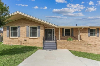 Come live the Florida lifestyle with this golf course home in on Scenic Hills Country Club in Florida - for sale on GolfHomes.com, golf home, golf lot
