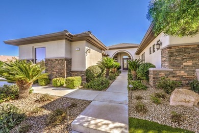 Beautifully renovated 1-story home on nearly 1/2 acre corner lot on Anthem Country Club in Nevada - for sale on GolfHomes.com, golf home, golf lot