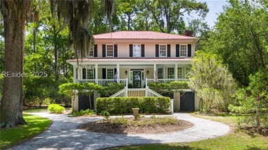Explore this charming 3BR/3.5BA Lowcountry home offering 2,592 on Haig Point Golf Club in South Carolina - for sale on GolfHomes.com, golf home, golf lot