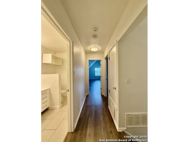 Location, location, location!! Cozy and ready to move in house on Oak Hills Country Club in Texas - for sale on GolfHomes.com, golf home, golf lot