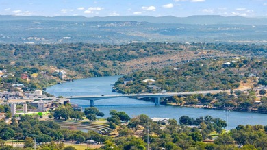 Great Home on the Golf Course in Meadowlakes! Beautiful brick on Hidden Falls Golf Club in Texas - for sale on GolfHomes.com, golf home, golf lot