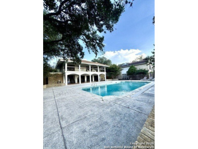 Location, location, location!! Cozy and ready to move in house on Oak Hills Country Club in Texas - for sale on GolfHomes.com, golf home, golf lot