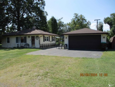 Motivated Seller! Must See!! Charming 2-bedroom, 1-bathroom home on Wesburn Golf Course in Michigan - for sale on GolfHomes.com, golf home, golf lot