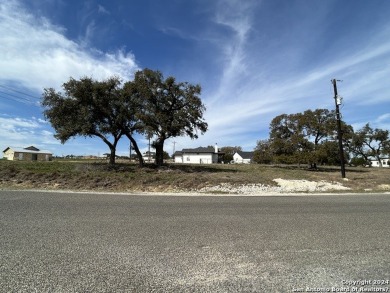 This 0.34 acre corner lot sits at a great location in the Rockin on Vaaler Creek Golf Club in Texas - for sale on GolfHomes.com, golf home, golf lot