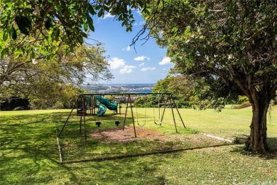 Upgraded 3-bedroom, 2-bathroom townhouse offers comfort, style on Pearl Country Club in Hawaii - for sale on GolfHomes.com, golf home, golf lot