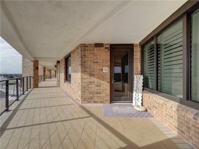 Beautiful beachfront condo at Aransas Princess! This updated on Palmilla Beach Golf Club in Texas - for sale on GolfHomes.com, golf home, golf lot