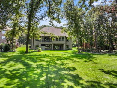 EXTENSIVELY UPGRADED, CUSTOM RANCH on premium lot with on Ruffled Feathers Golf Club in Illinois - for sale on GolfHomes.com, golf home, golf lot