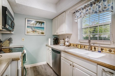 Welcome home to this delightful 2 bed 1 bath cottage located in on Heron Point Golf Club in South Carolina - for sale on GolfHomes.com, golf home, golf lot