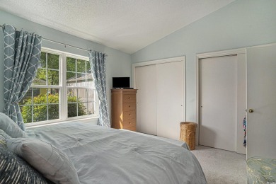 Welcome home to this delightful 2 bed 1 bath cottage located in on Heron Point Golf Club in South Carolina - for sale on GolfHomes.com, golf home, golf lot
