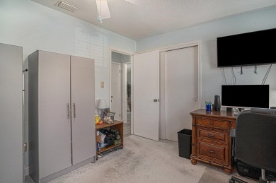 Welcome home to this delightful 2 bed 1 bath cottage located in on Heron Point Golf Club in South Carolina - for sale on GolfHomes.com, golf home, golf lot