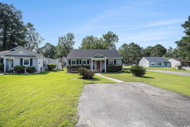 Welcome home to this delightful 2 bed 1 bath cottage located in on Heron Point Golf Club in South Carolina - for sale on GolfHomes.com, golf home, golf lot