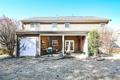 Great opportunity for a large family 5 bedrooms 3 baths. Large on Mirror Lake Golf Club in Georgia - for sale on GolfHomes.com, golf home, golf lot