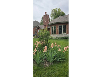 Showings start Friday July 25th, interior pics coming Thursday on Broken Arrow Golf Club in Illinois - for sale on GolfHomes.com, golf home, golf lot