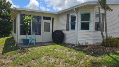 This 2100 SF home is located on a very quiet cul-de-sac in on The Riverside Golf Club in Florida - for sale on GolfHomes.com, golf home, golf lot