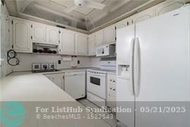 ELEGANT 2/2 APARTMENT AT DESIRABLE KINGS POINT WITH SPECTACULAR on Kings Point Golf - Executive in Florida - for sale on GolfHomes.com, golf home, golf lot