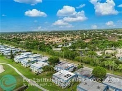 ELEGANT 2/2 APARTMENT AT DESIRABLE KINGS POINT WITH SPECTACULAR on Kings Point Golf - Executive in Florida - for sale on GolfHomes.com, golf home, golf lot