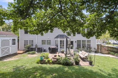 Beautifully Updated Home in Crowfield Plantation - Garden Oasis on Crowfield Golf and Country Club in South Carolina - for sale on GolfHomes.com, golf home, golf lot