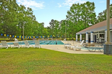 Beautifully Updated Home in Crowfield Plantation - Garden Oasis on Crowfield Golf and Country Club in South Carolina - for sale on GolfHomes.com, golf home, golf lot
