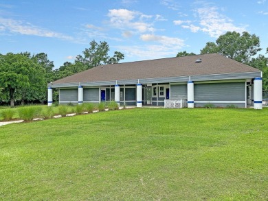 Beautifully Updated Home in Crowfield Plantation - Garden Oasis on Crowfield Golf and Country Club in South Carolina - for sale on GolfHomes.com, golf home, golf lot