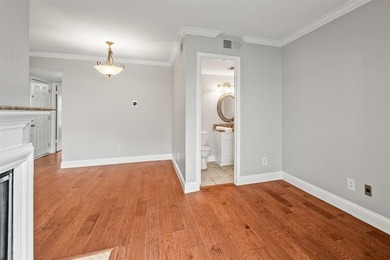 Charming first-floor 1-bedroom, 1.5-bath condo in a gated Far on Prestonwood Country Club - Dallas County in Texas - for sale on GolfHomes.com, golf home, golf lot