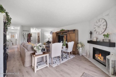 Charming and recently updated condo within walking distance of on Liberty Lake Golf Club in Washington - for sale on GolfHomes.com, golf home, golf lot