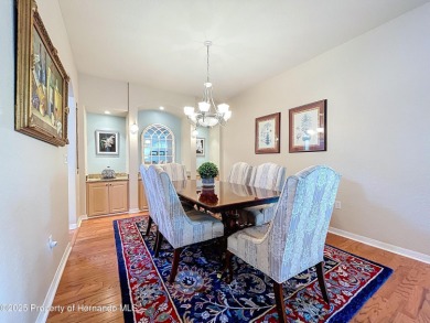 Spacious, gracious 2/2/2 + den pool home, on 14th green of on Silverthorn Country Club in Florida - for sale on GolfHomes.com, golf home, golf lot
