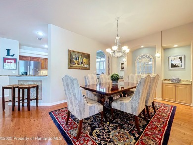 Spacious, gracious 2/2/2 + den pool home, on 14th green of on Silverthorn Country Club in Florida - for sale on GolfHomes.com, golf home, golf lot