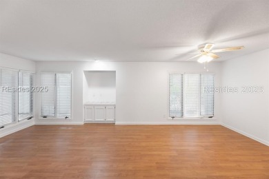 Beautifully maintained and ideally situated, this 1 bed, 1.5 on Palmetto Dunes Golf Course and Resort in South Carolina - for sale on GolfHomes.com, golf home, golf lot
