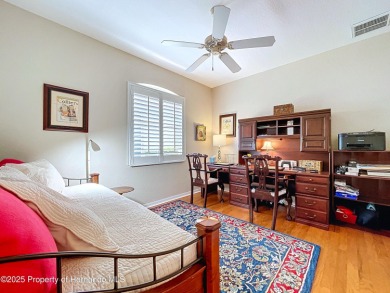 Spacious, gracious 2/2/2 + den pool home, on 14th green of on Silverthorn Country Club in Florida - for sale on GolfHomes.com, golf home, golf lot